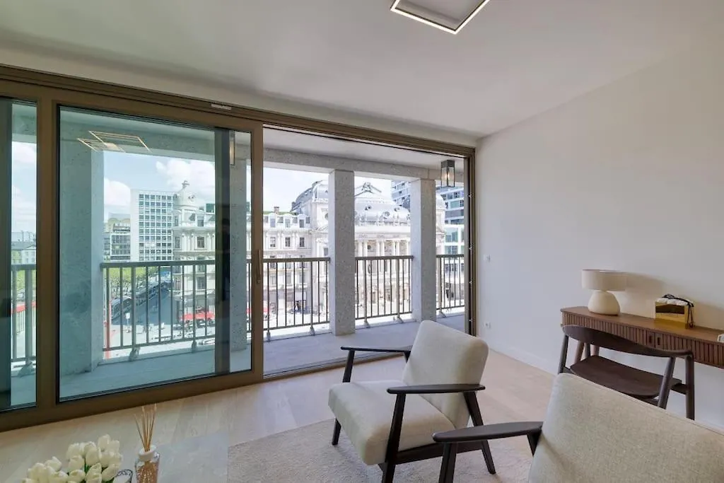 Designer Flat 2Br - Central Daire Anvers